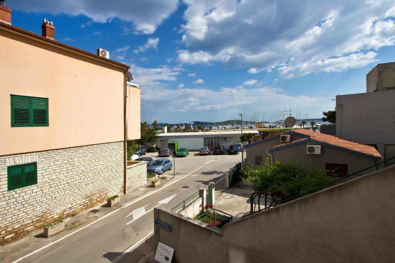 Apartment Center Marija Vodice Exterior foto